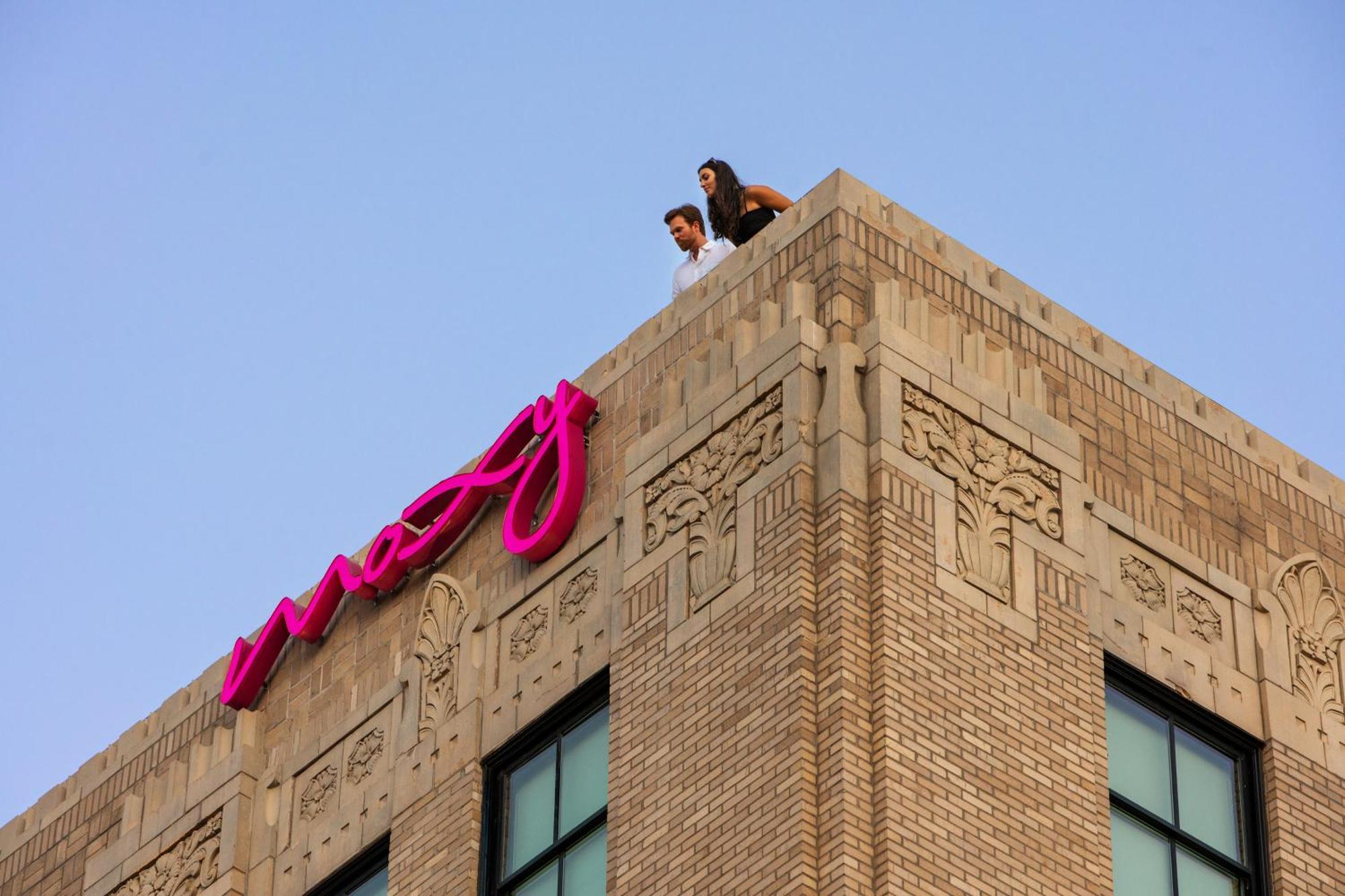 ホテル Moxy Springfield Downtown エクステリア 写真
